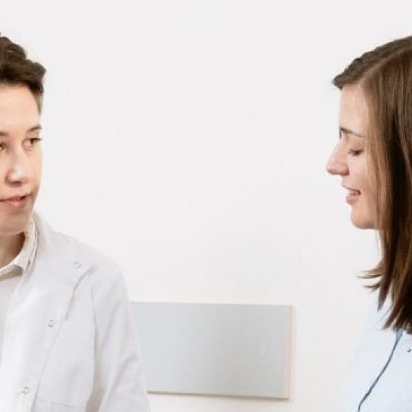 4_Home_Doctors_Online_Consultation-Services.jpg